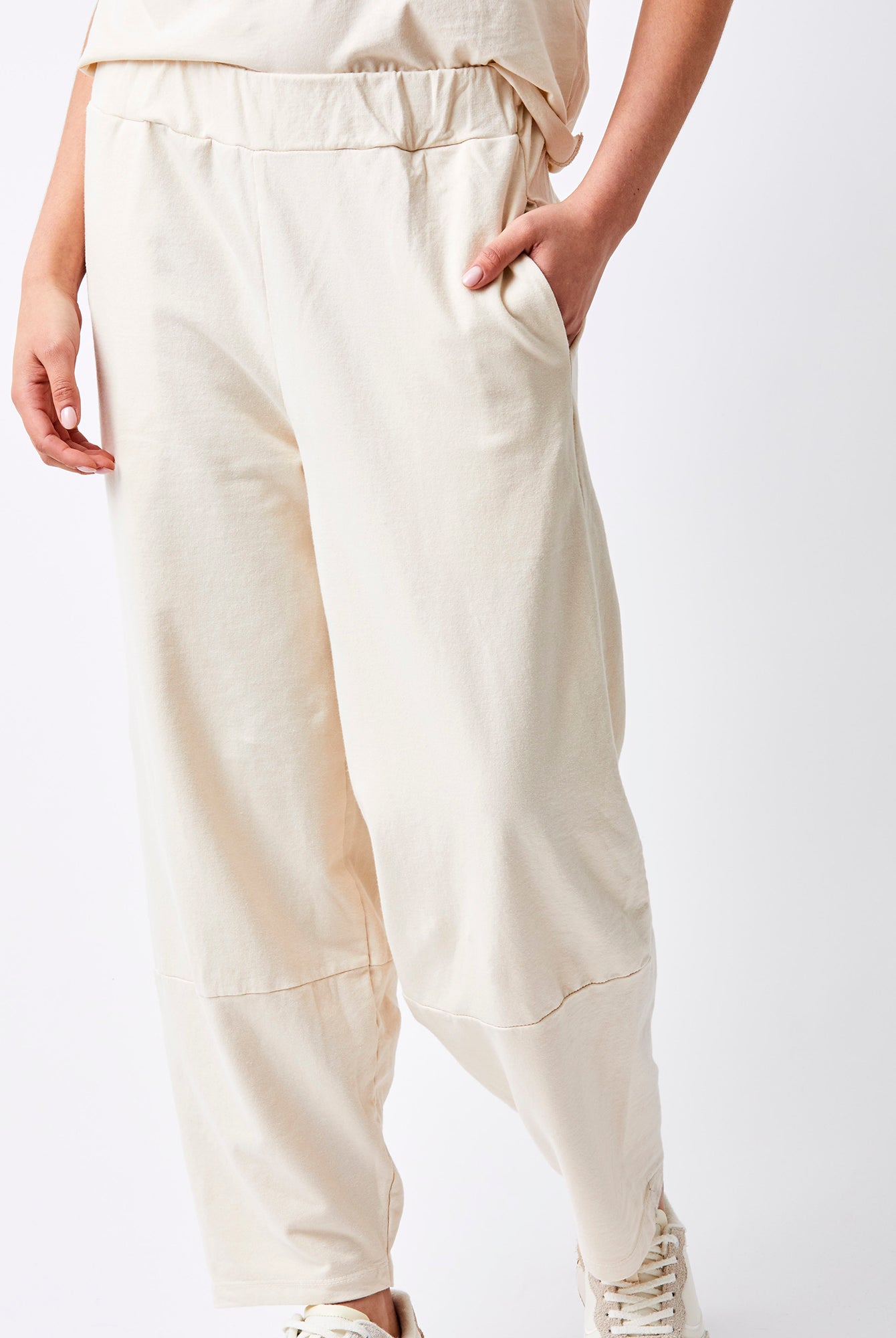 Jega Carrot Shape Joggers - Suzy D London