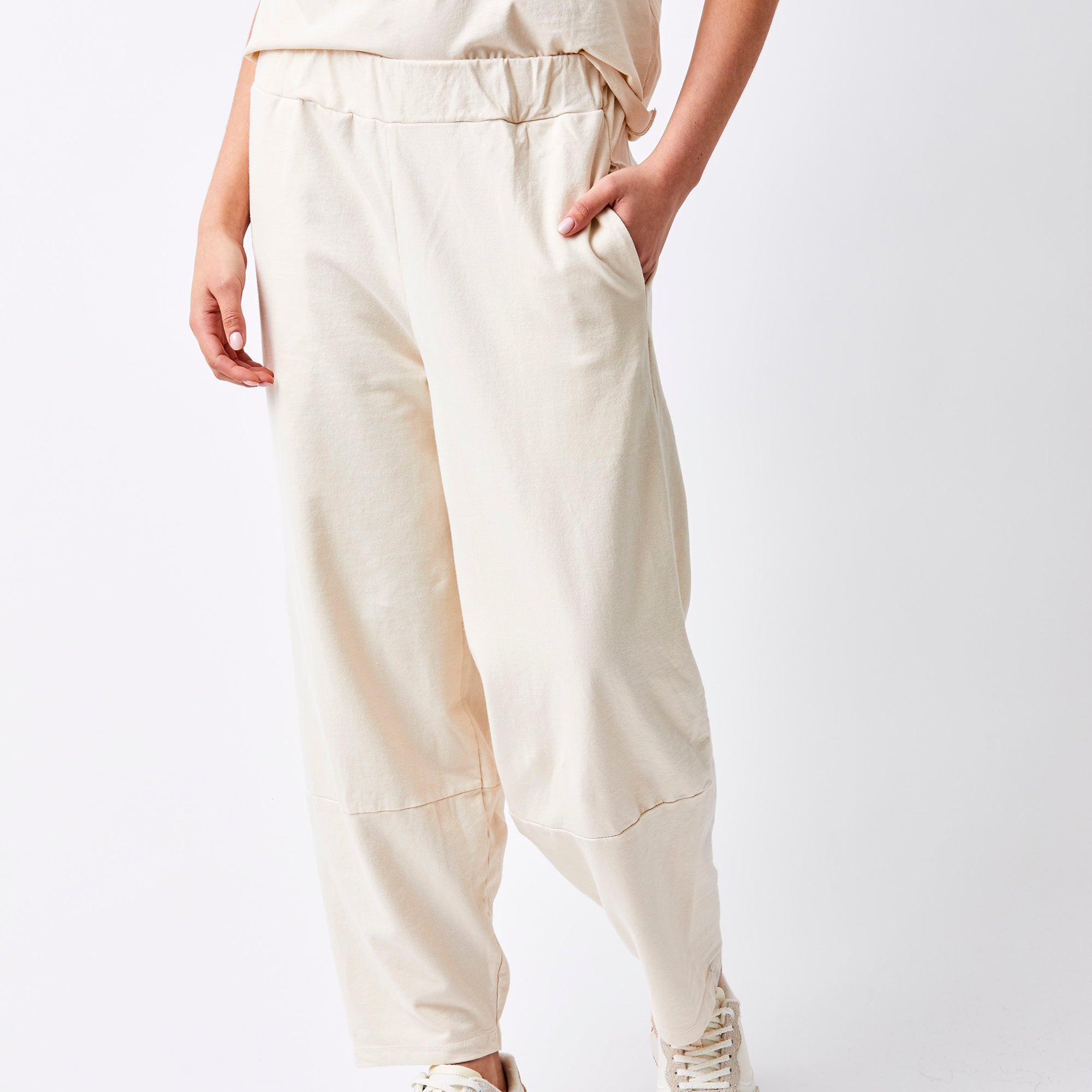 Jega Carrot Shape Joggers - Suzy D London