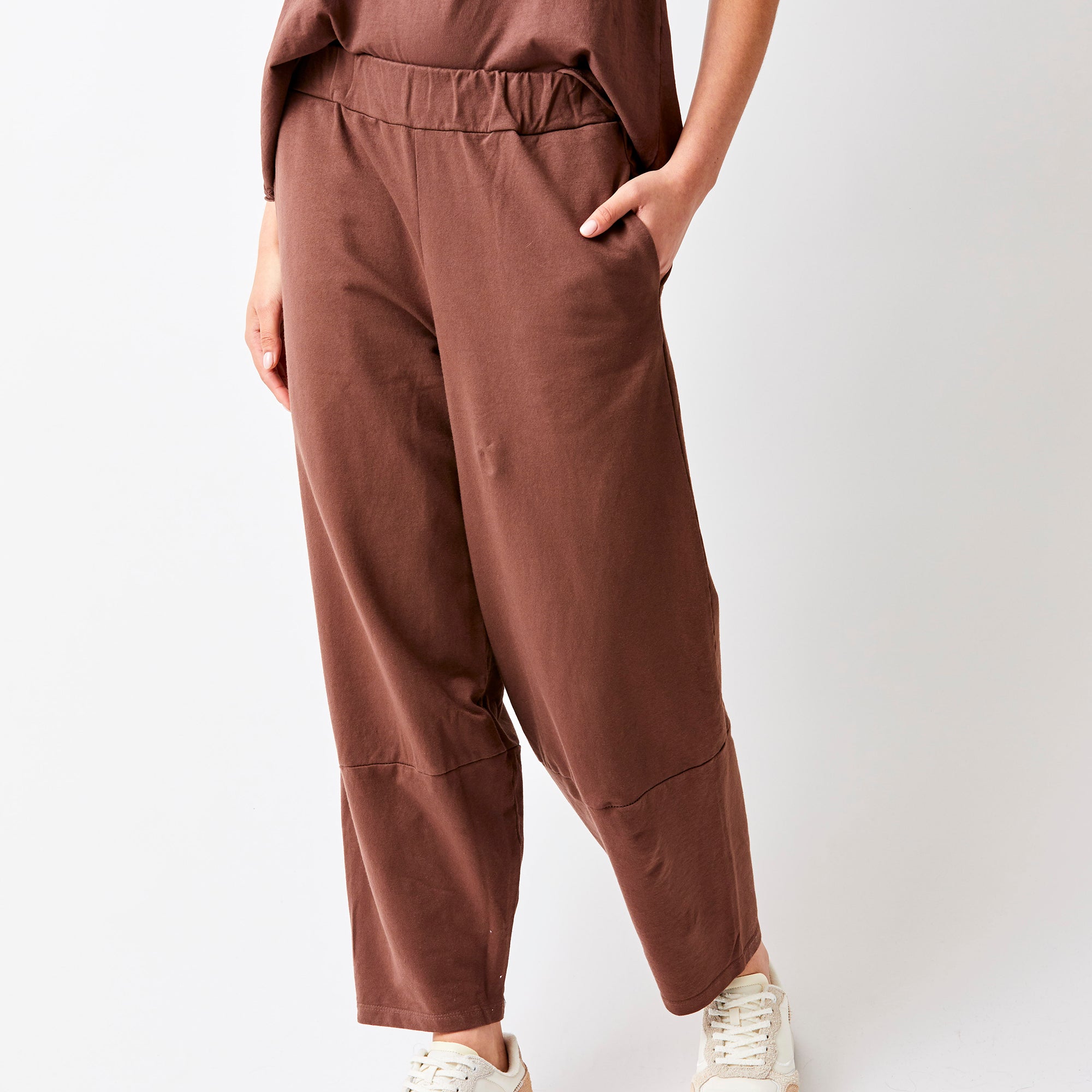 Jega Carrot Shape Joggers - Suzy D London