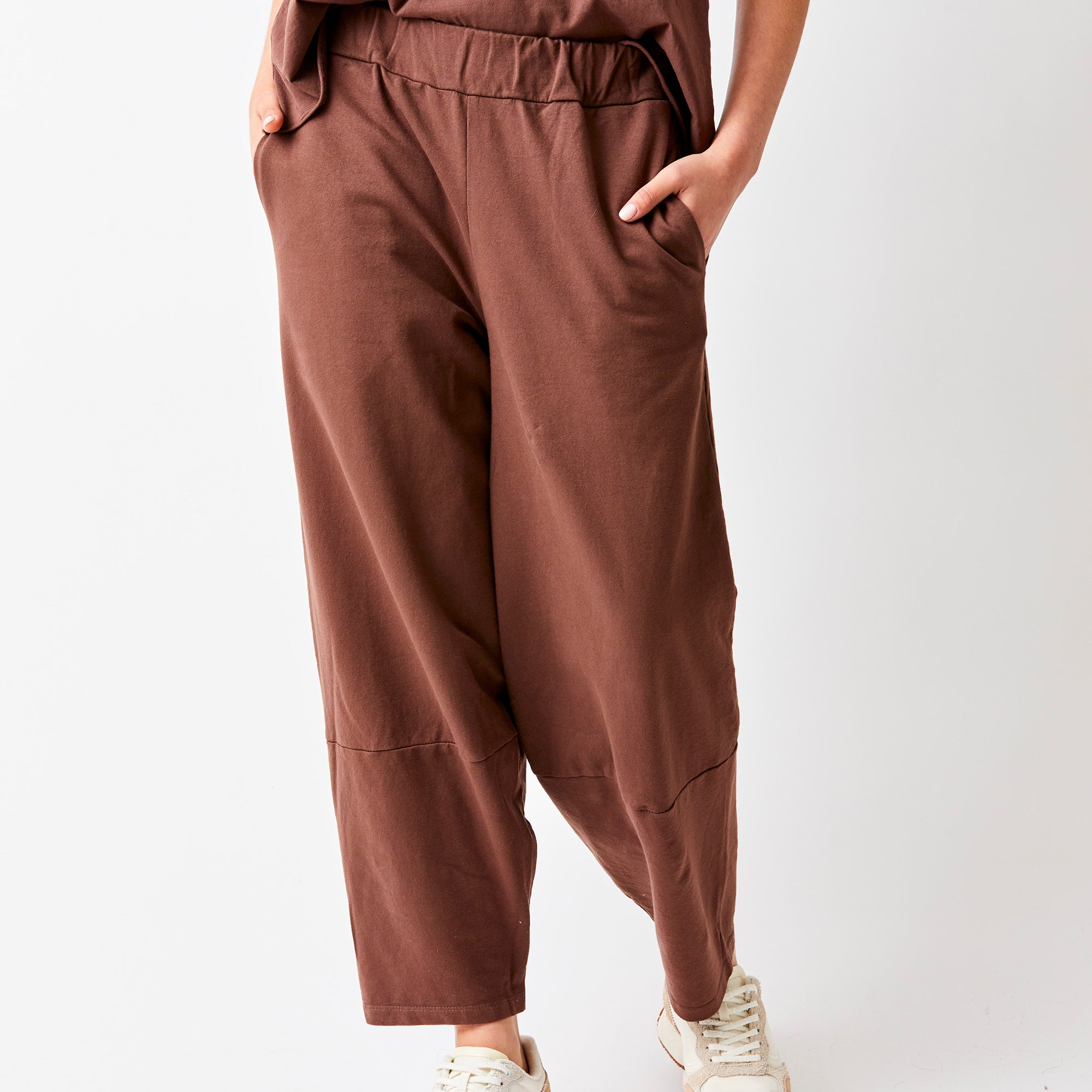 Jega Carrot Shape Joggers - Suzy D London