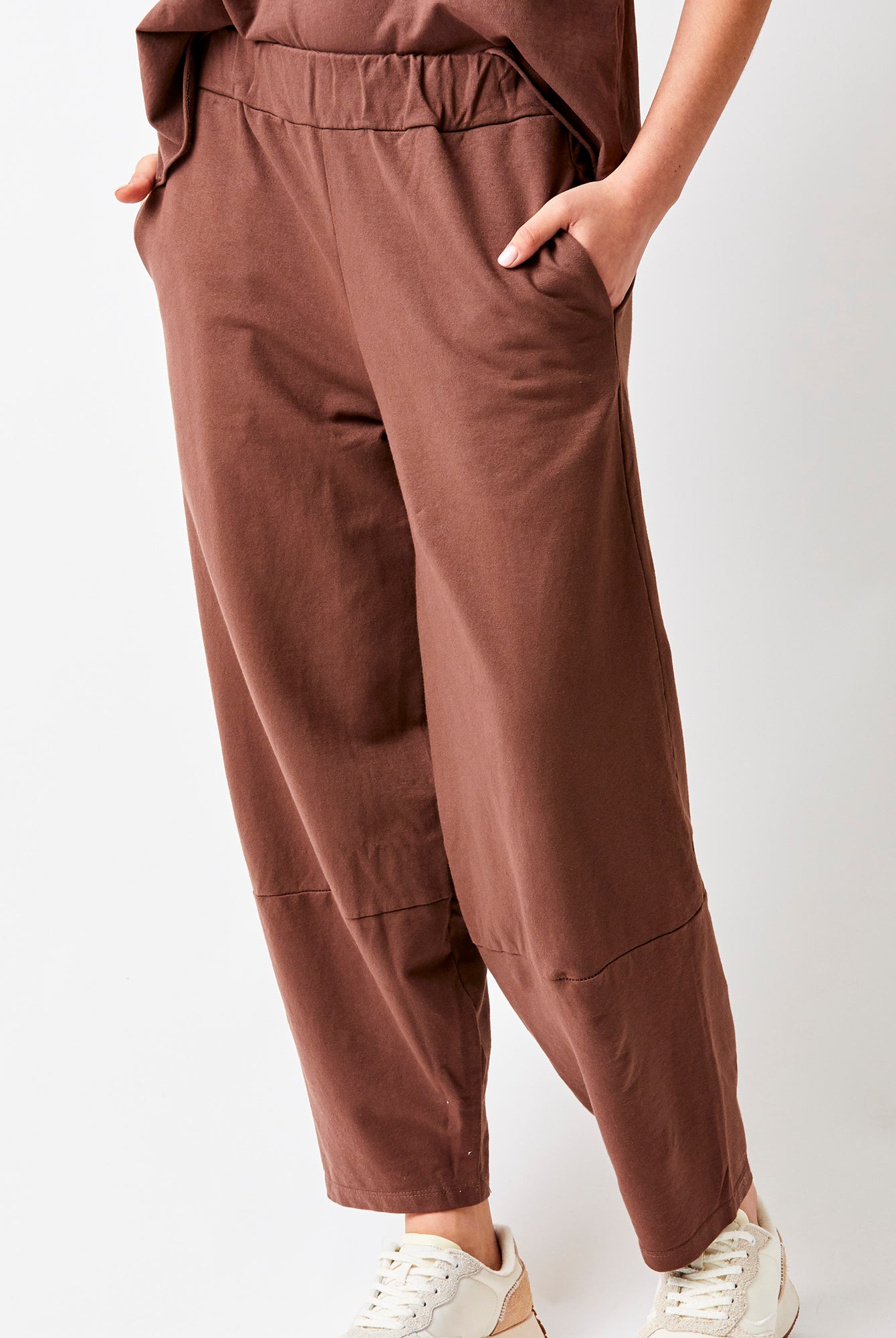 Jega Carrot Shape Joggers - Suzy D London