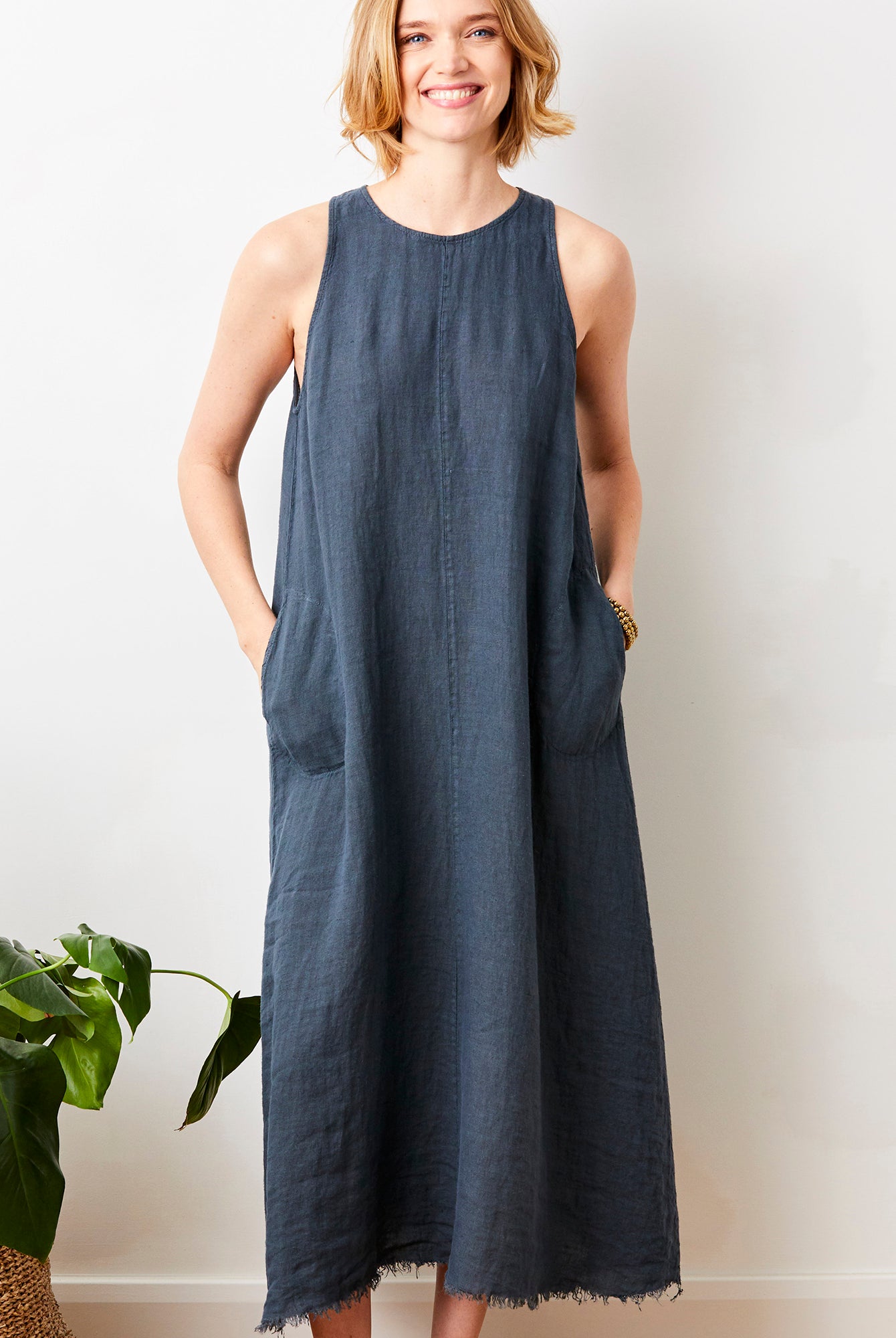 Seren Sleeveless Maxi Dress - Suzy D London