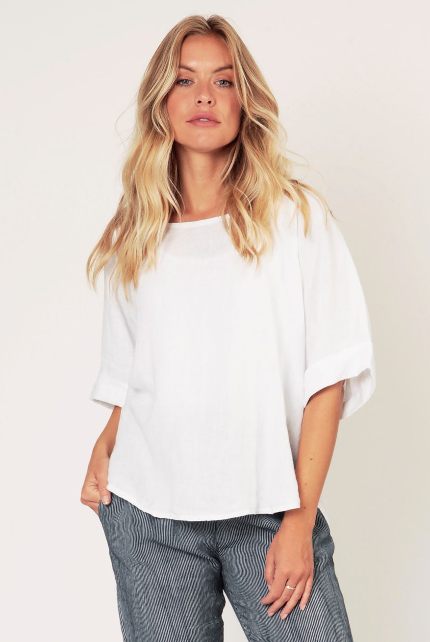 white sofia suzyd london