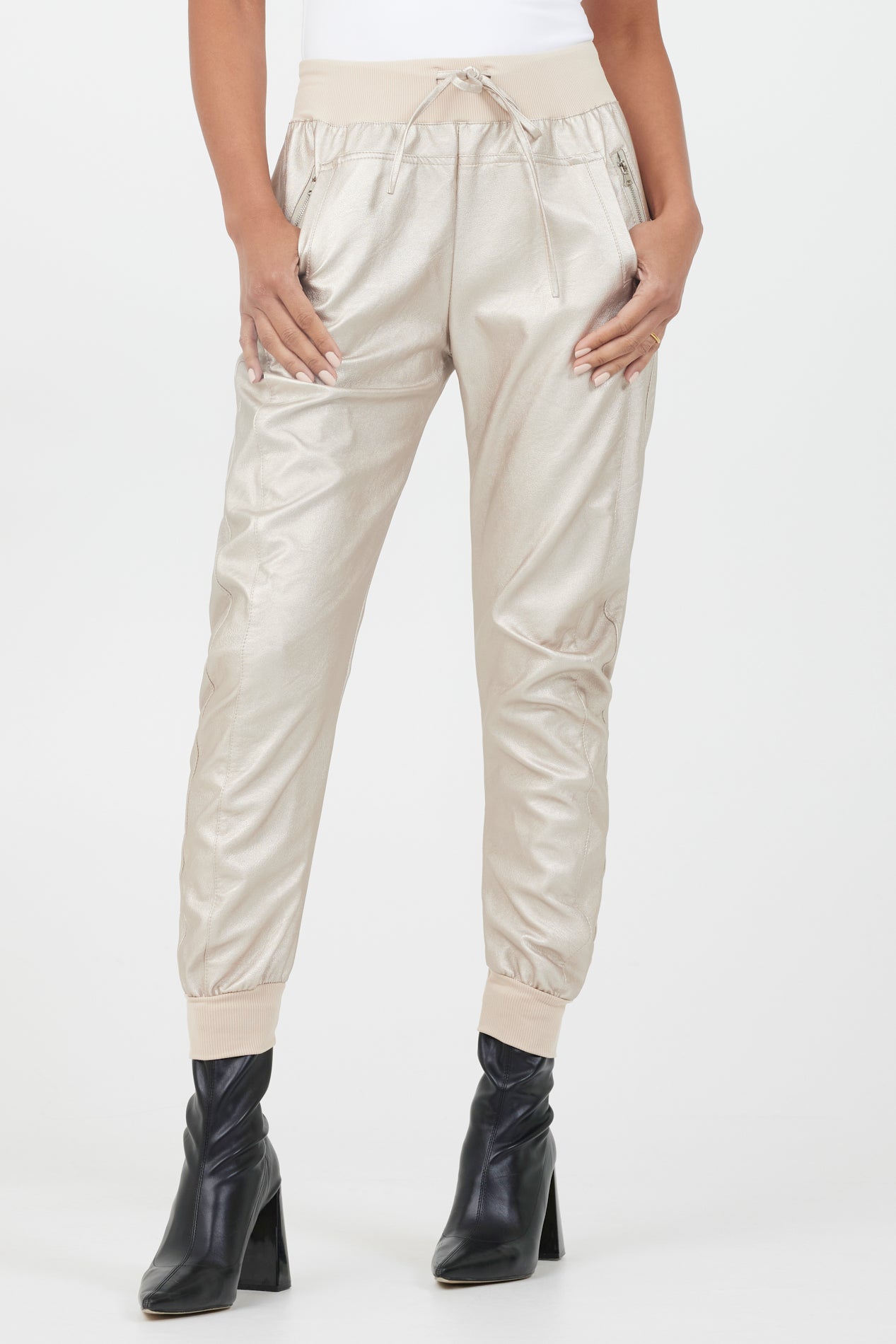 15V 8 Faux Leather Ultimate Joggers - Suzy D London