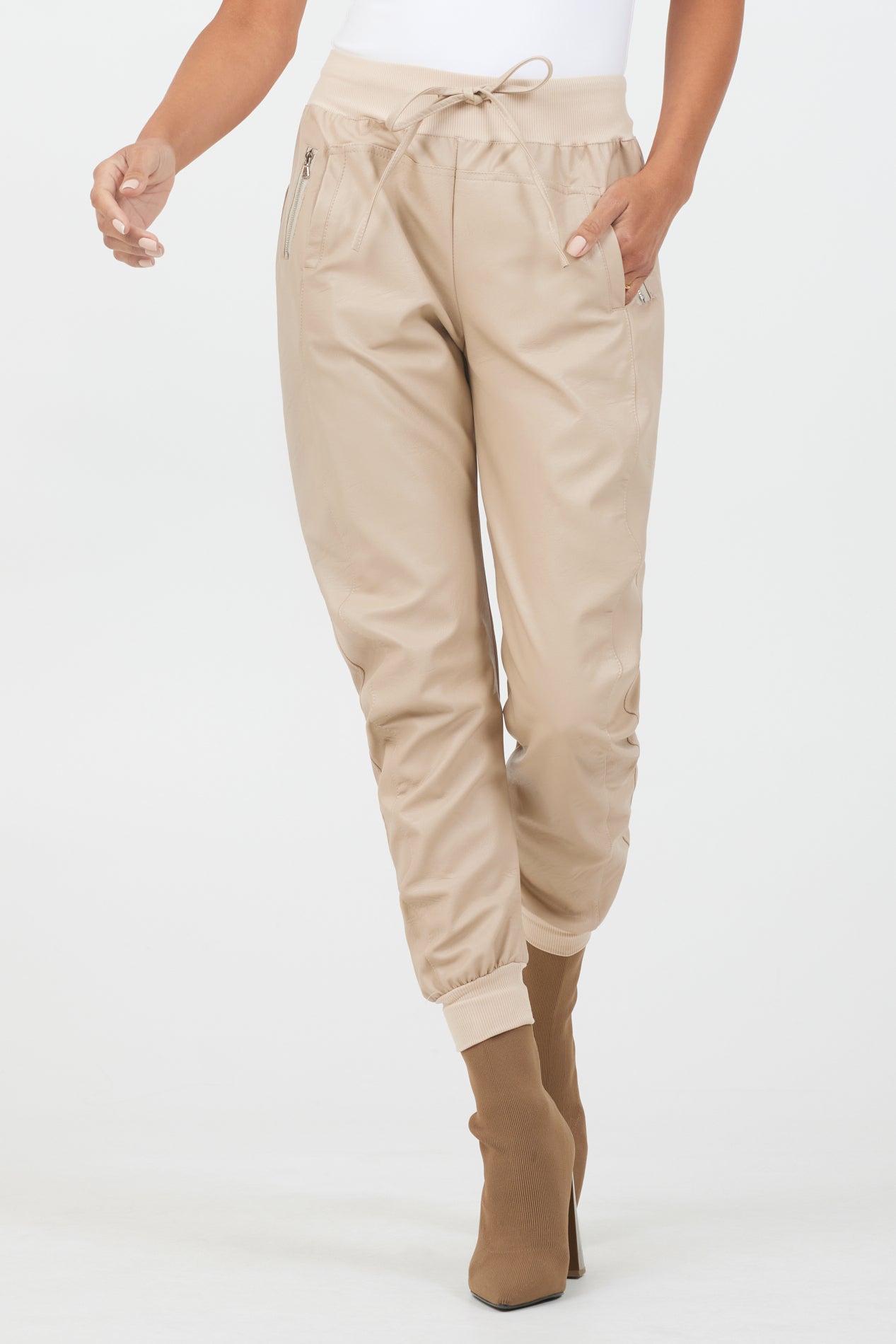 15V 8 Faux Leather Ultimate Joggers - Suzy D London