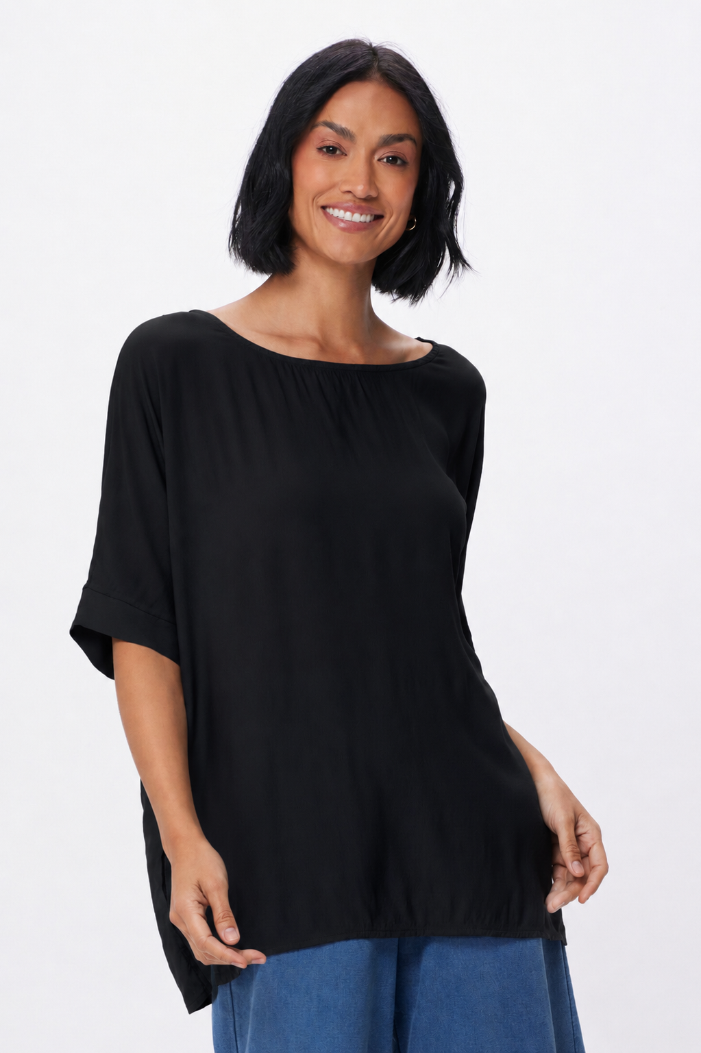 Kylin Crepe Oversize Top With Side Splits - Suzy D London