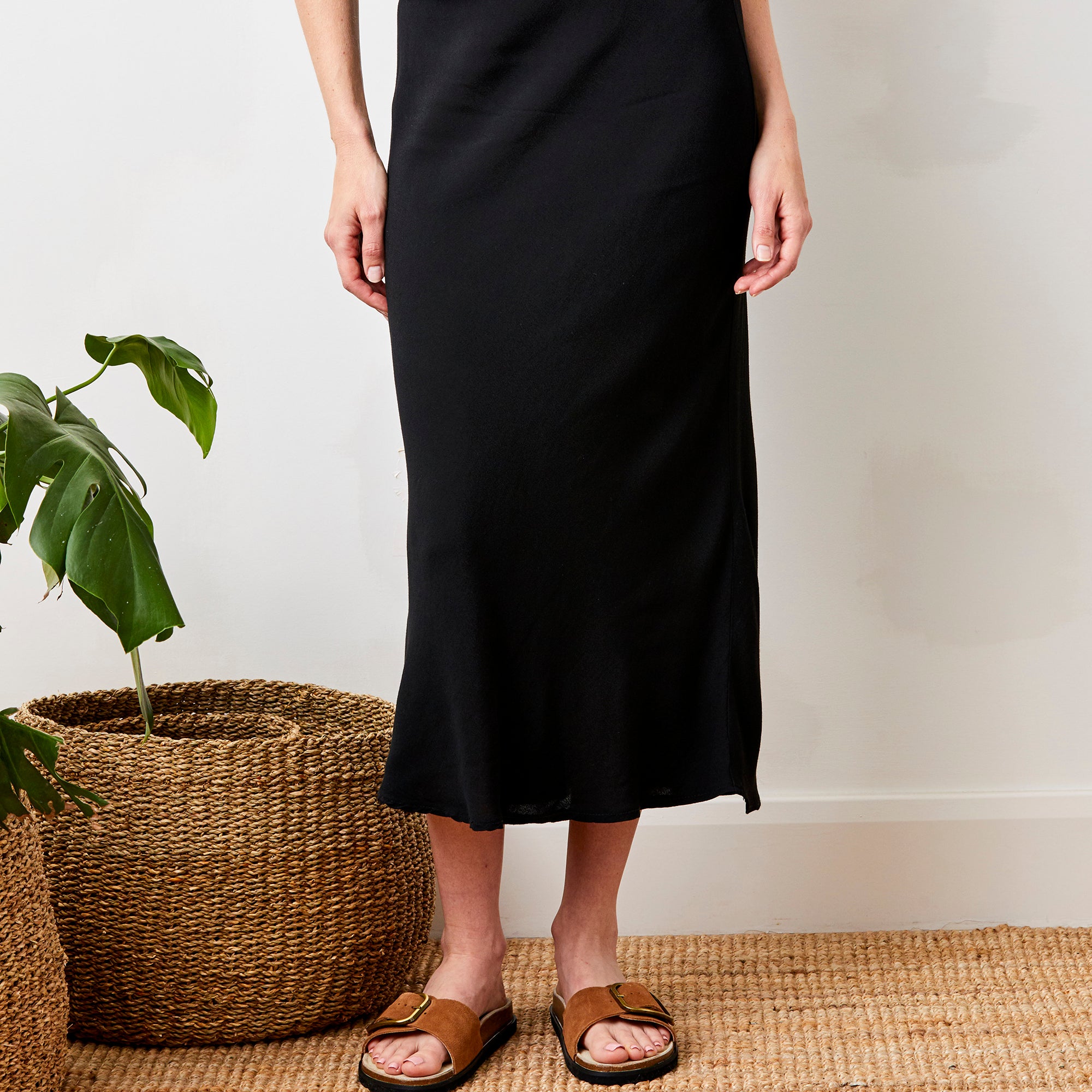 Gene Bias Cut Crepe Skirt - Suzy D London