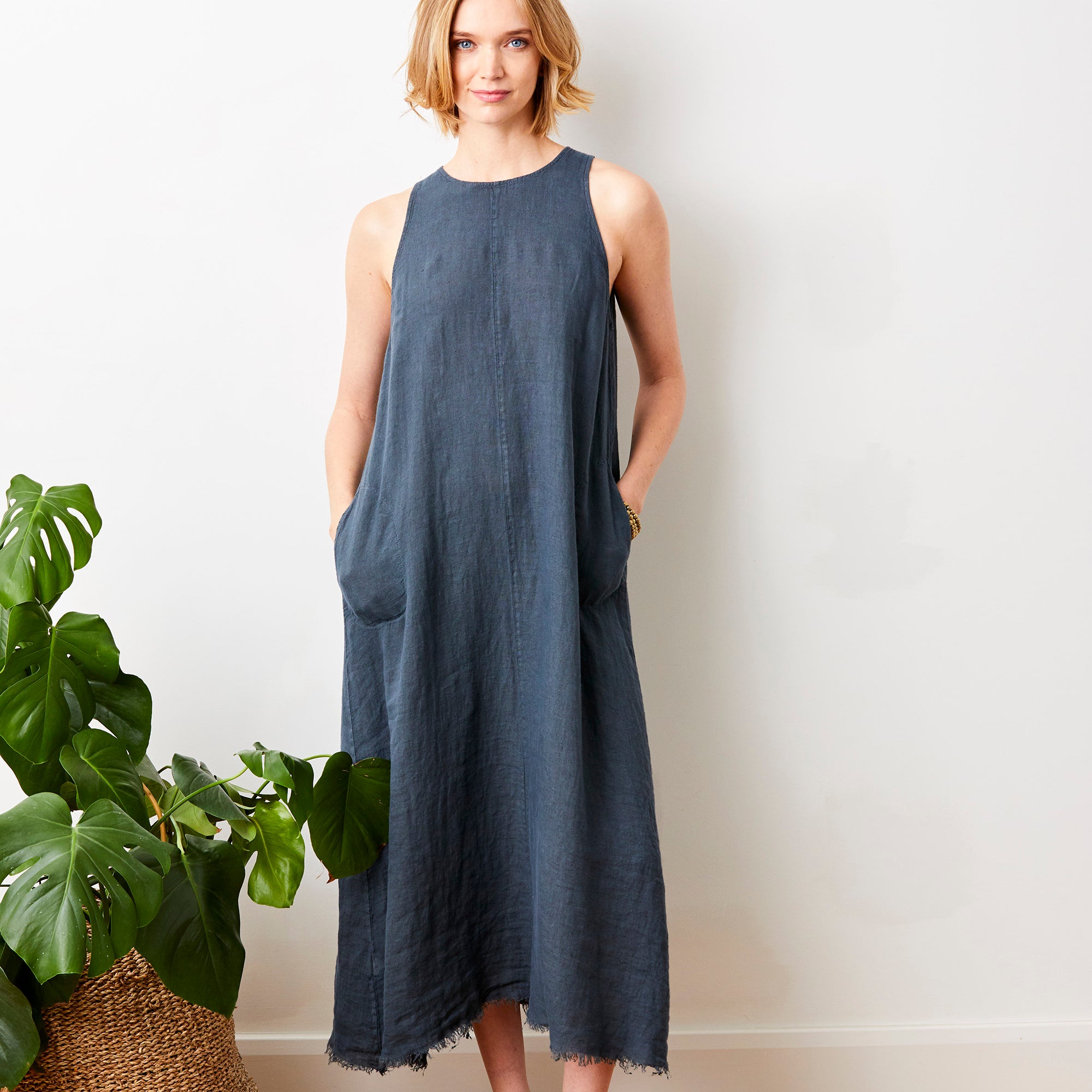 Seren Sleeveless Maxi Dress - Suzy D London