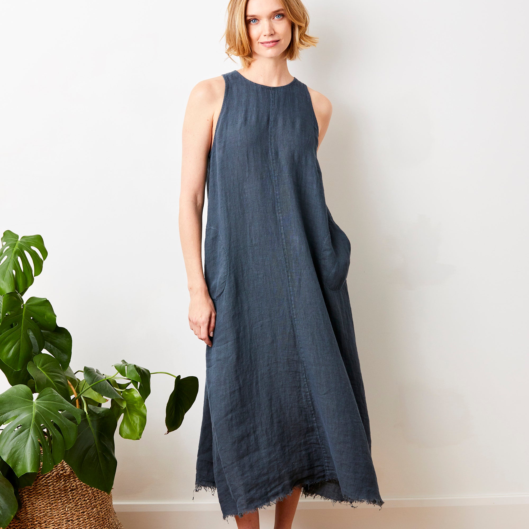 Seren Sleeveless Maxi Dress - Suzy D London