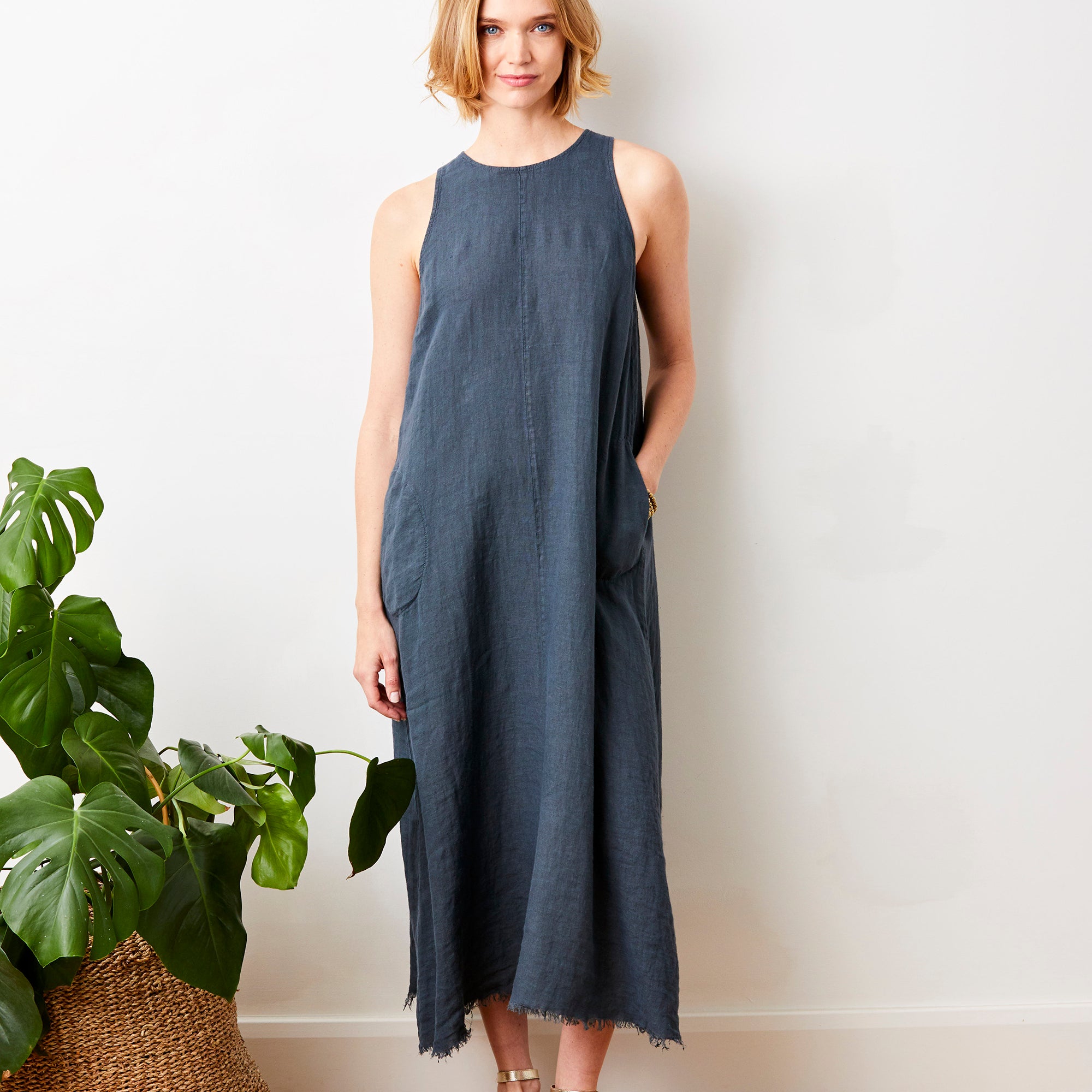 Seren Sleeveless Maxi Dress - Suzy D London