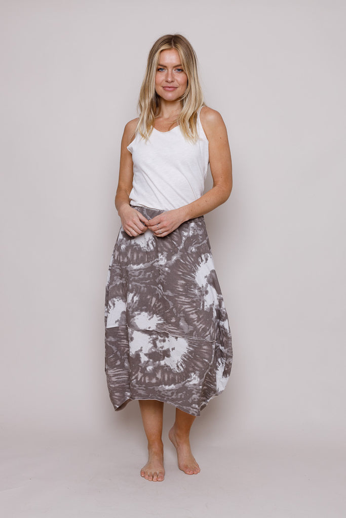 Suzy D Jali Curve Tie Dye Skirt in Taupe