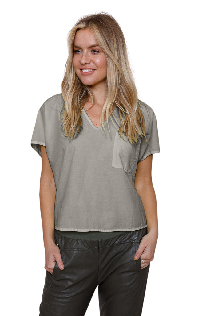 Whilma Cotton Top With Front Pocket - Suzy D London