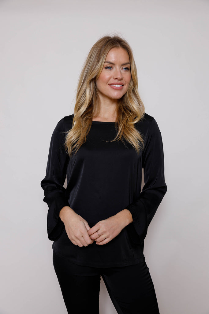 Suzy d Whitley stretch Satin Long Top